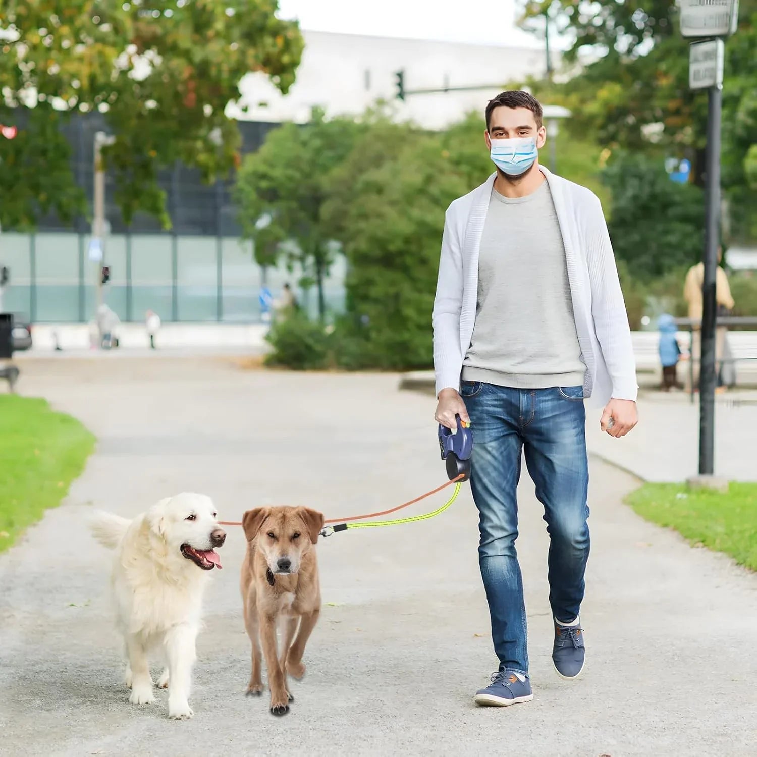 Dual Pet Leash – Retractable Reflective Lead with 360° Swivel for Double Dog Walking